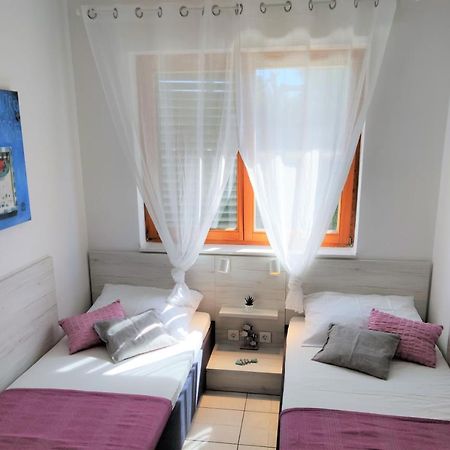 Apartments Riba Vis Dış mekan fotoğraf