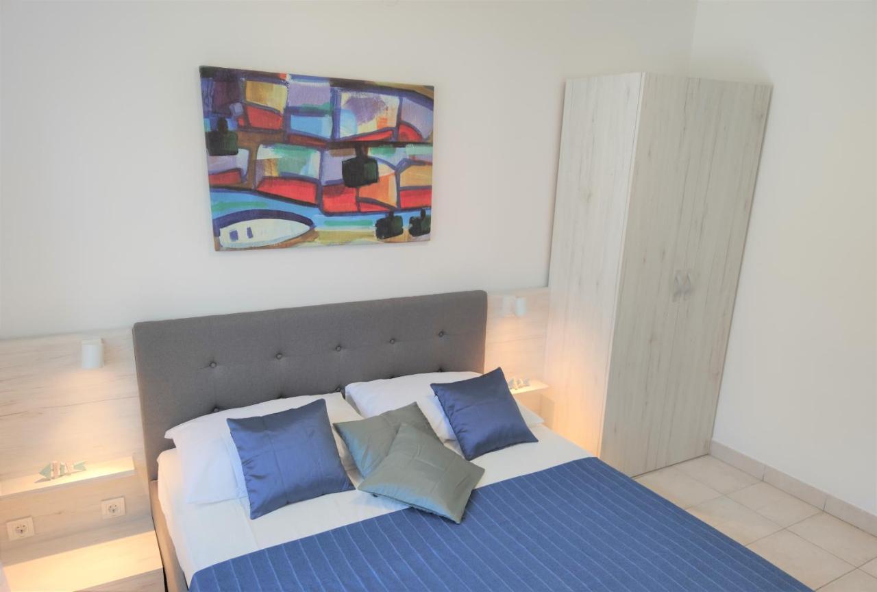 Apartments Riba Vis Dış mekan fotoğraf