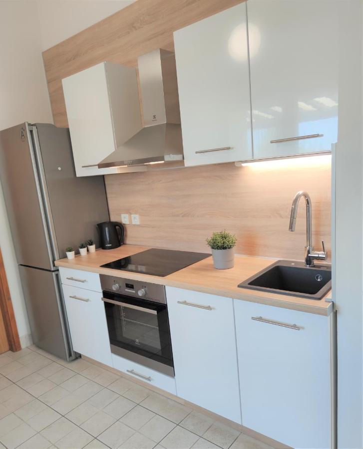 Apartments Riba Vis Dış mekan fotoğraf