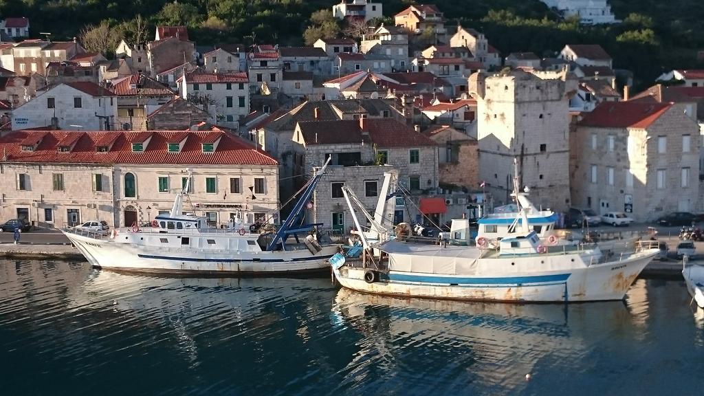 Apartments Riba Vis Dış mekan fotoğraf